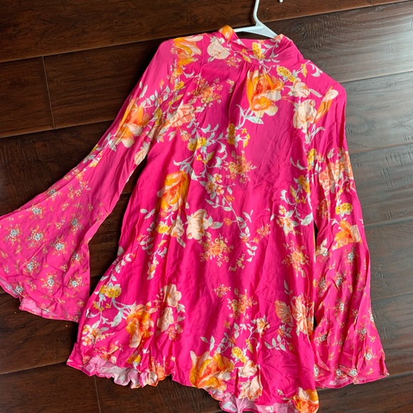 TATE FLORAL TUNIC TOP IN LOLLIPOP - Picture 3 of 5